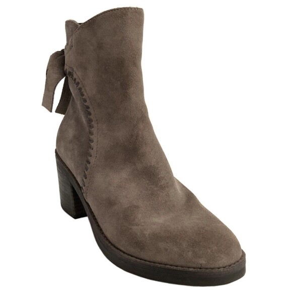 UGG Bootie Brown Leather Fraise Whipstitch Decorative Bow 7 - Picture 1 of 11